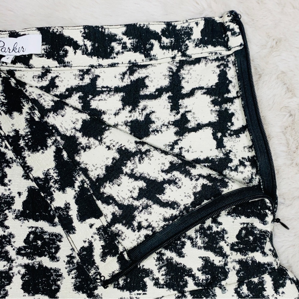 PARKER Mckenna Fit & Flare Mini Skirt sz 2 Waist 26" Black White Houndstooth - Picture 10 of 16